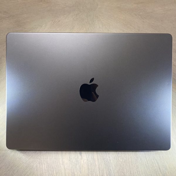 MacBook Pro 14-inch M4 Max 14-Core CPU, 32-Core GPU - 36GB RAM - 1TB SSD (2024) - Space Black - Grade A+ Certified Pre-owned (Apple Warranty) - Image 9