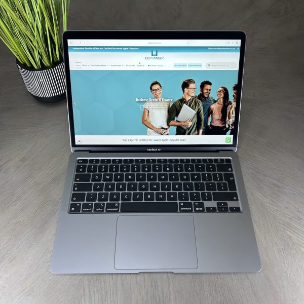 MacBook Air 13-inch M1 8-Core CPU, 7-Core GPU – 8GB Unified RAM