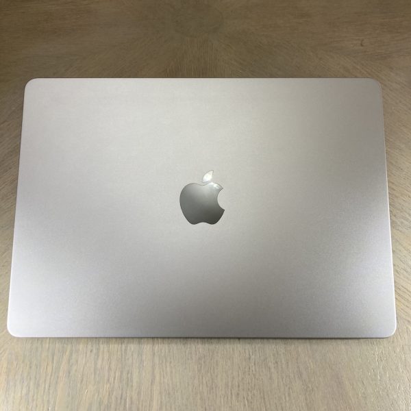 MacBook Air 13-inch M3 8-Core CPU, 8-Core GPU - 8GB Unified RAM - 256GB (2024) - Space Grey - Grade A+ Certified Pre-owned  (Mint Condition!) - Image 9