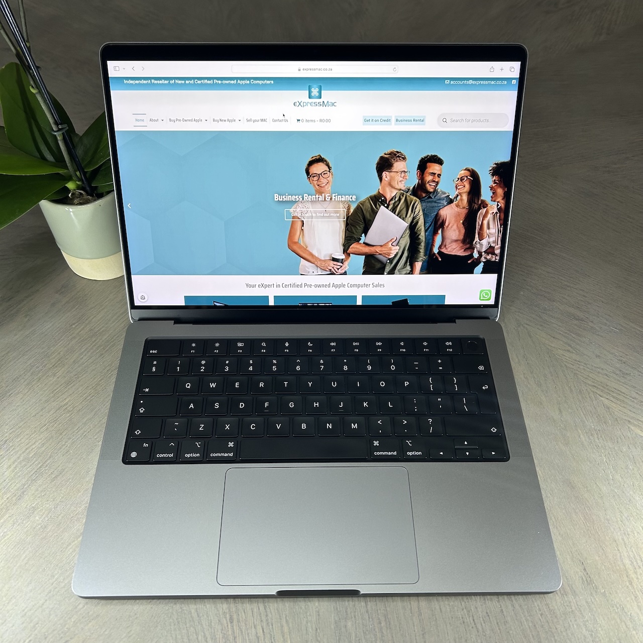 MacBook Pro 14-inch M2 Max 12-Core CPU, 30-Core GPU-32GB RAM-1TB SSD (2023) - Space Grey - Grade A+ Certified Pre-owned (Near Mint Condition, Extended Warranty!) - Image 3
