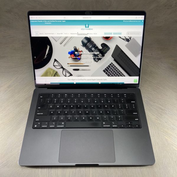 MacBook Pro 14-inch M3 Max 14-Core CPU, 30-Core GPU - 36GB RAM - 1TB SSD (2023) - Space Black - Grade A+ Certified Pre-owned - Image 3