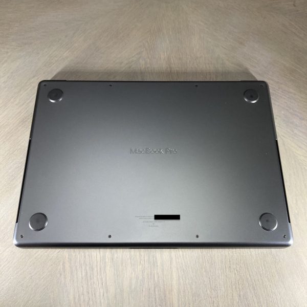 MacBook Pro 14-inch M3 Max 14-Core CPU, 30-Core GPU - 36GB RAM - 1TB SSD (2023) - Space Black - Grade A+ Certified Pre-owned - Image 10