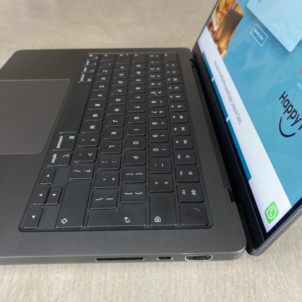 MacBook Pro 14-inch M3 Pro 11-Core CPU, 14-Core GPU-18GB RAM-512GB SSD (2023)- Space Black - Grade A+ Certified Pre-owned (Original Box) - Image 6