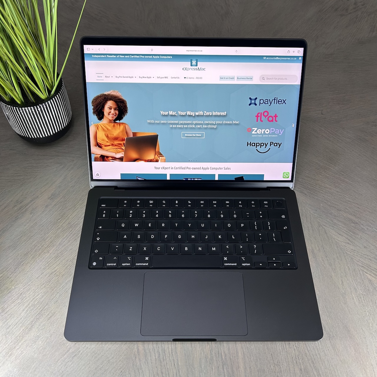 MacBook Pro 14-inch M4 Pro 14-Core CPU, 20-Core GPU-24GB RAM-1TB SSD (2024)- Space Black - Grade A+ Certified Pre-owned (Balance of Apple Warranty!) - Image 3