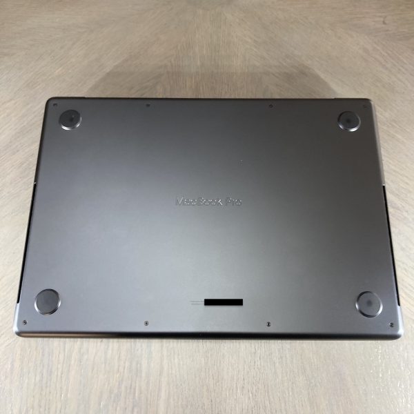 MacBook Pro 14-inch M4 Pro 14-Core CPU, 20-Core GPU - 48GB RAM - 2TB SSD (2024) - Space Black - Grade A+ Certified Pre-owned (Demo unit, Near Mint Condition!) - Image 10