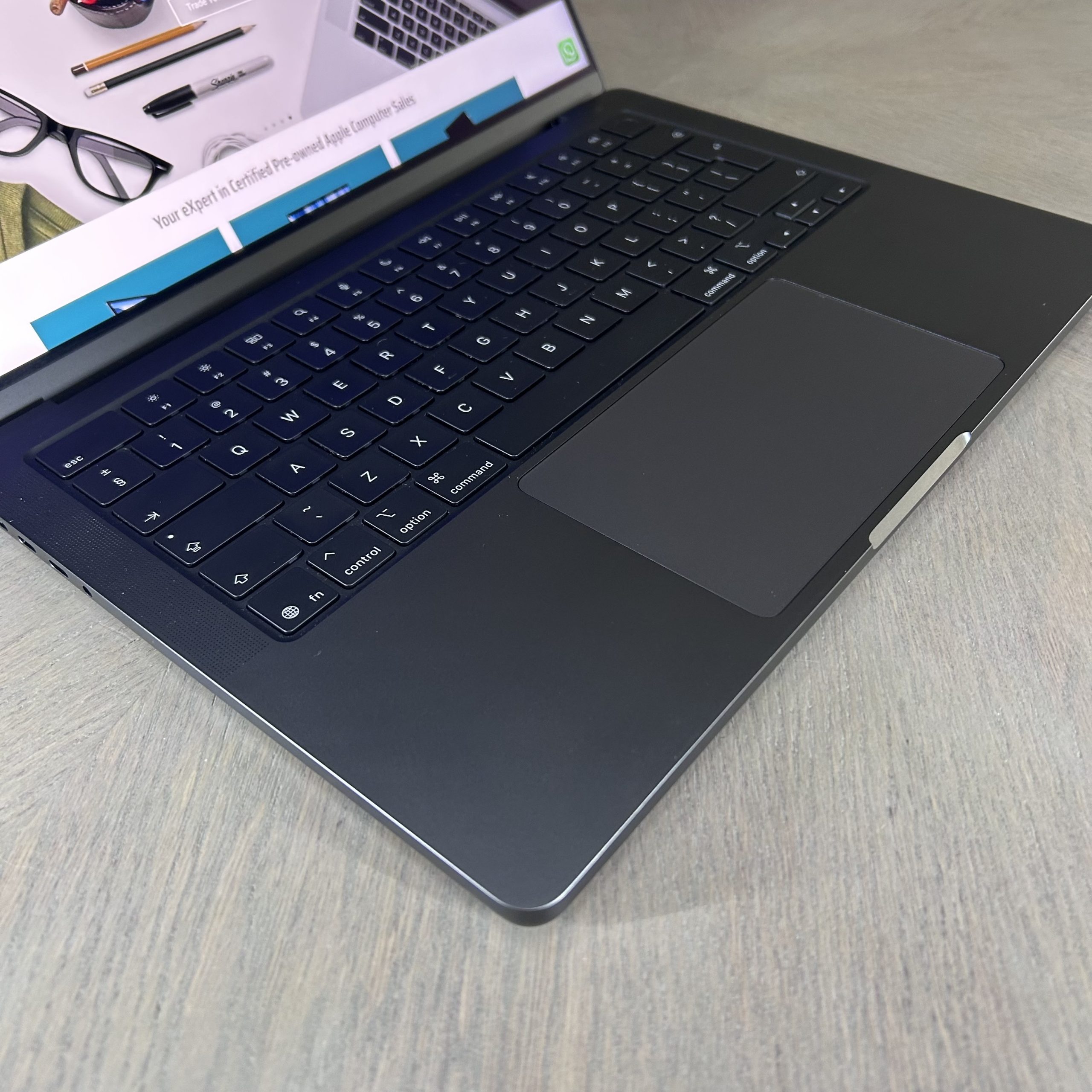 MacBook Pro 14-inch M5 10-Core CPU, 10-Core GPU-24GB RAM-1TB SSD (2025)- Space Black - Grade A+ Certified Pre-owned (Balance of Apple Warranty!) - Image 8