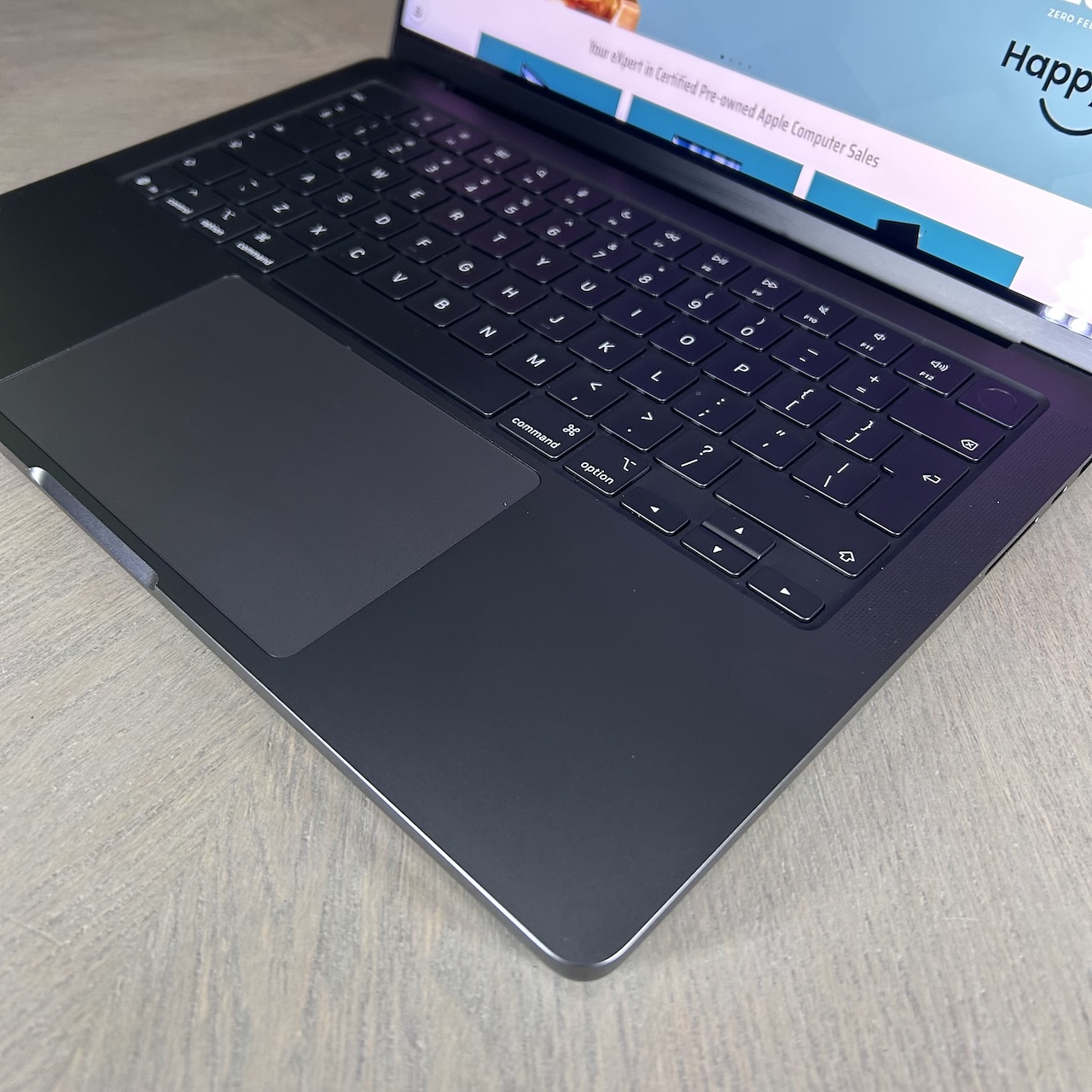 MacBook Pro 14-inch M5 10-Core CPU, 10-Core GPU-16GB RAM-512GB SSD (2025)- Space Black - Grade A+ Certified Pre-owned (Balance of Apple Warranty!) - Image 7