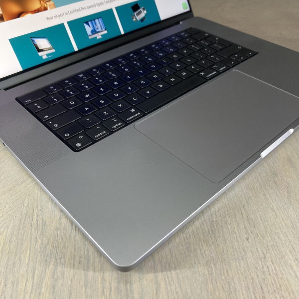 MacBook Pro 16-inch M2 Max 12-Core CPU, 38-Core GPU - 32GB RAM - 1TB SSD (2023) - Space Grey - Grade A+ Certified Pre-owned (Pristine! Original Packaging) - Image 8