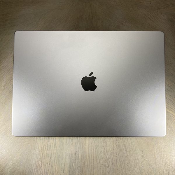 MacBook Pro 16-inch M2 Max 12-Core CPU, 38-Core GPU - 32GB RAM - 1TB SSD (2023) - Space Grey - Grade A+ Certified Pre-owned (Pristine! Original Packaging) - Image 9