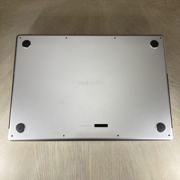 MacBook Pro 16-inch M2 Max 12-Core CPU, 38-Core GPU - 32GB RAM - 1TB SSD (2023) - Space Grey - Grade A+ Certified Pre-owned (Pristine! Original Packaging) - Image 10